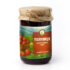 Полуниця подрібнена з цукром